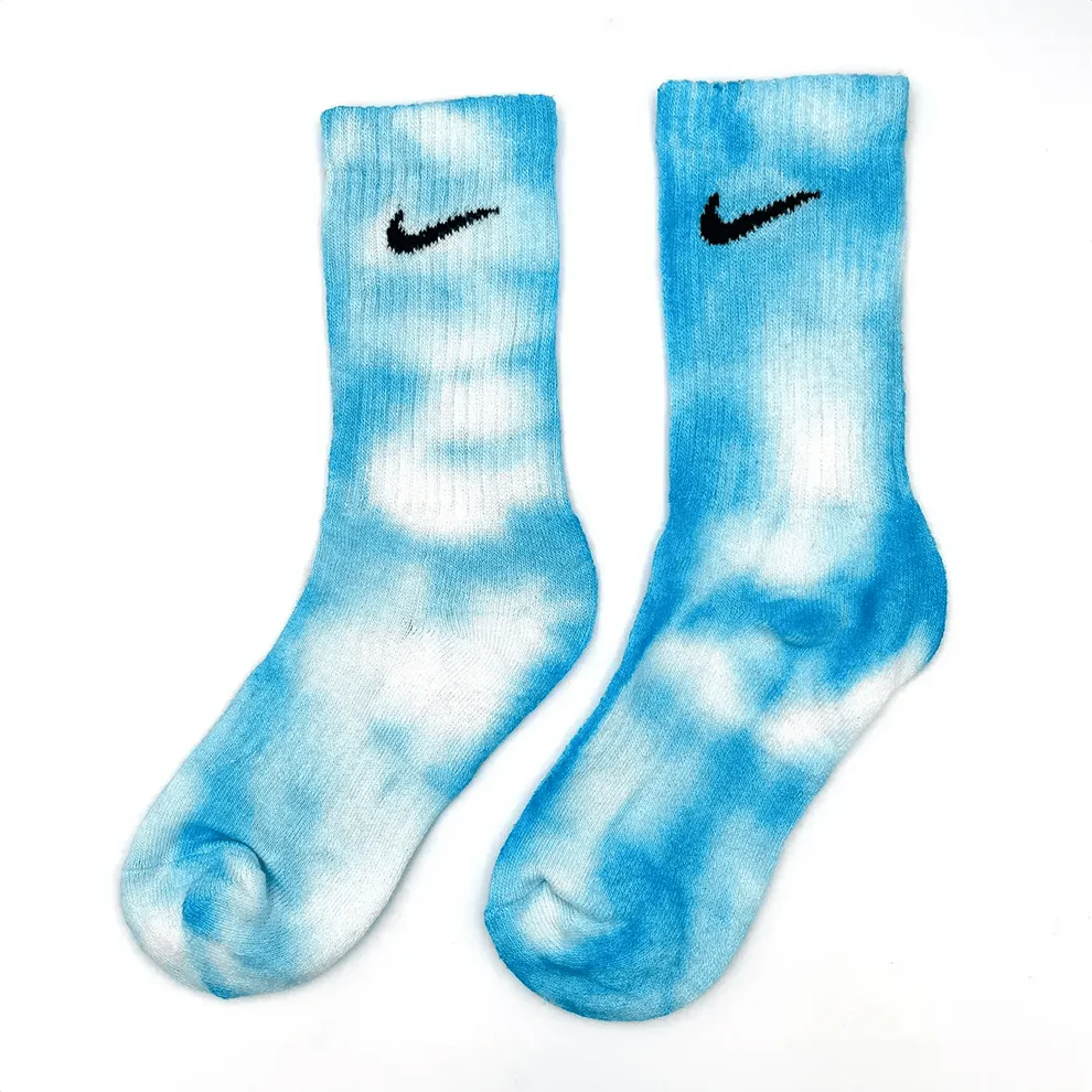 Sky - Sky Blue Tie-Dye Nike Socks