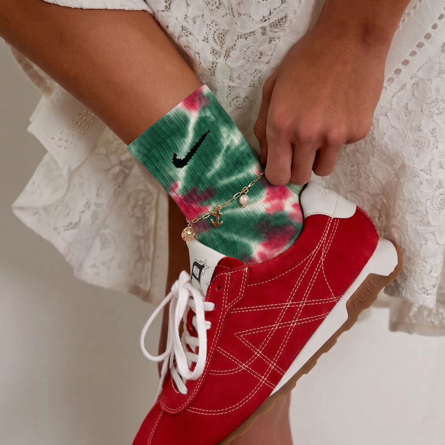 Lions de l'Atlas – Chaussettes Nike tie-dye rouges et vertes